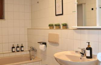 Ruhiges Apartment, Parkmöglichkeit, 3-Zimmer - Foto 17