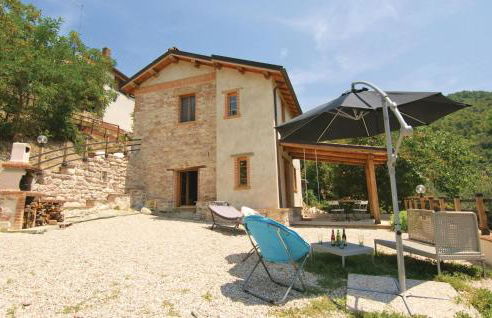 Pet Friendly Home In Stroncone Terni Tr - Photo 11
