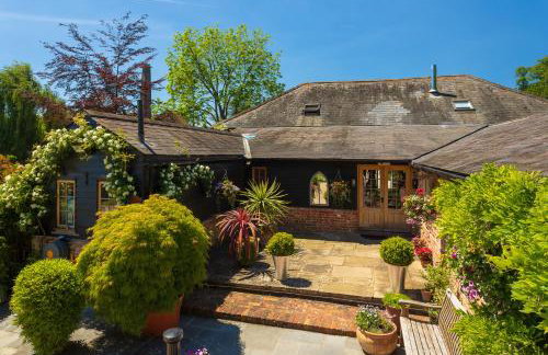 Tonge Barn - Photo 12