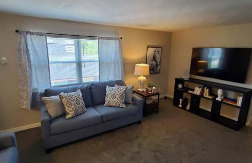 219 Maxwell St Unit B Such a great place to work and stay - Foto 3