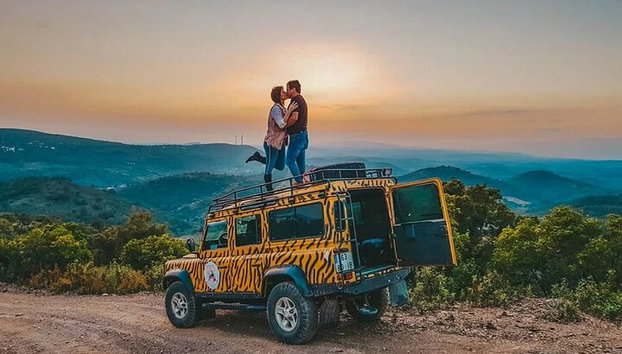 Sunset Safari - Photo 2