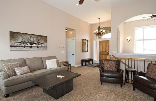 Teton Harmony by KABINO Hot Tub Pool Table Fire Pit Mtn Views 2 Levels 2 Living Rooms WiFi Grill - Foto 58