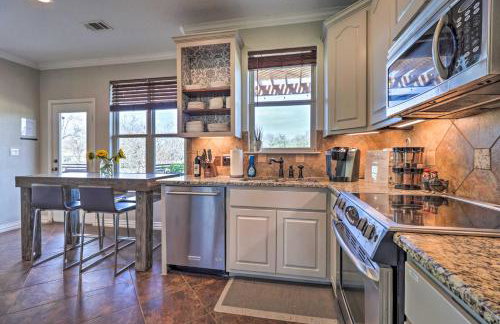 Lake LBJ Waterfront Vacation Rental! - Foto 11