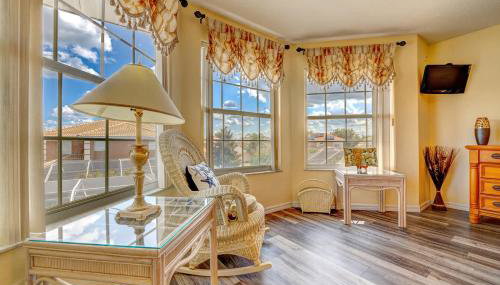 Vista Park Family Retreat with Pool - Foto 2