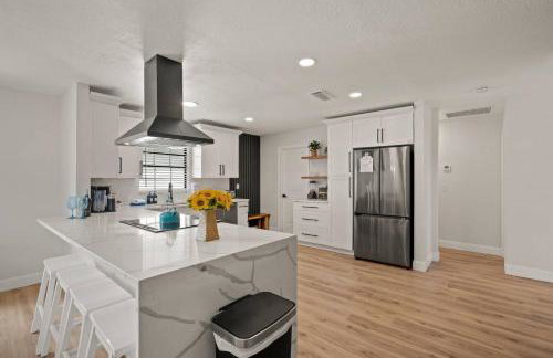 Gulf Gate Poolside Retreat - Foto 13