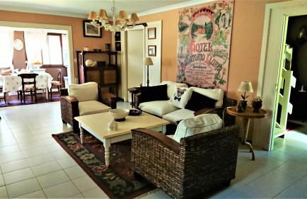 Slow House y La cabaña de Miss Slower - Foto 43