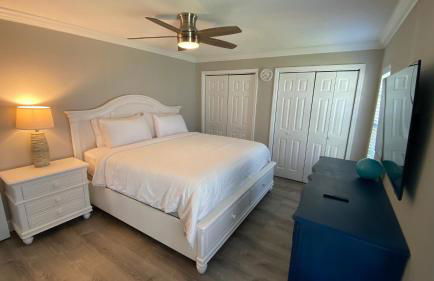 Waterfront Hernando beach house on deep water canal w/dock, fishing, kayak - Foto 33