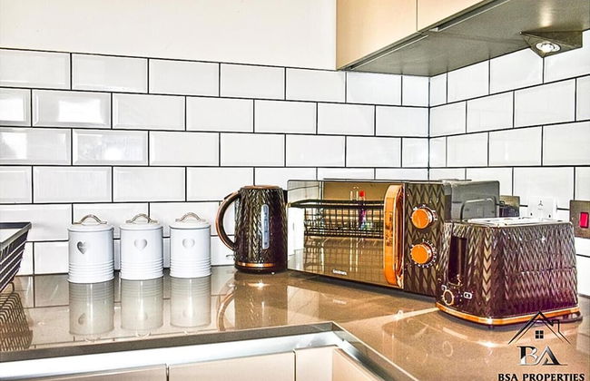 Modern 2 Bed 2 Bath Bracknell With Free Parking - Foto 17