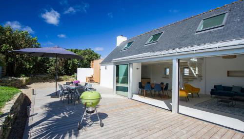 Tipoz'Immo - Ti Marin 500m de la plage et restaurant à pied - linge inclus et lits faits - wifi inclus - grande terrasse plein sud - spacieuse - lumineuse - Foto 4, Garden, sunbed, Garden view