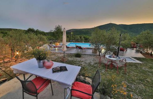 Three-Bedroom Holiday Home In Labin - Foto 17