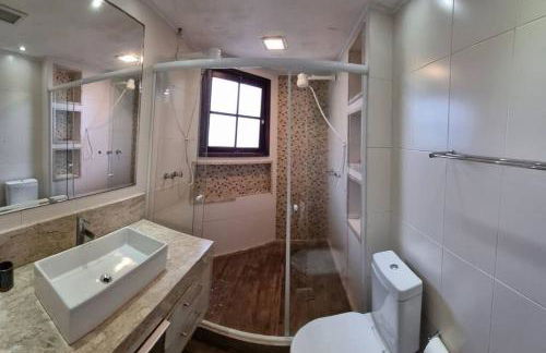 Casa Cond Ocean House Camboinhas Pé na Areia 4qts - Foto 18