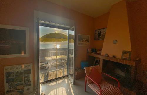 Rainbow Seafront Apartment - Foto 3