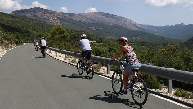 Benidorm Bike Tour with Hotel Pick up - Photo 2, Riding Downhill! :)