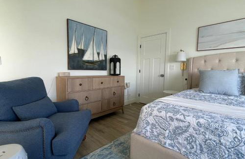 Beachfront Luxury with 4BR and Views - Foto 32