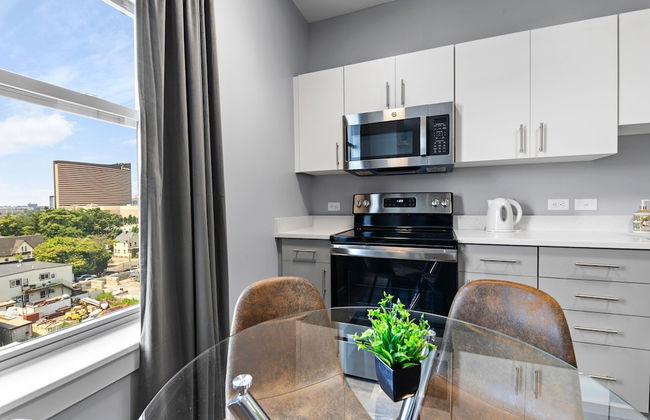 Furnished Apartments near Encore Boston - Photo 59