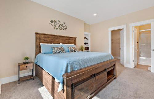 The Waterman Lakefront Luxury with Hot Tub & Private Dock! - Photo 33