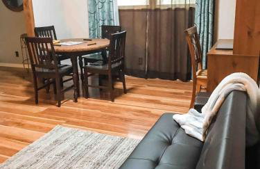 Entire House in the Heart of NW AR with Office Space - Foto 10