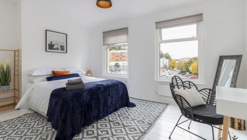 Luxe Garden House Sleeps 6 Central Exeter - Foto 3
