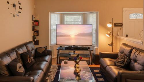 Spacious 3BR Townhouse with Balcony & Gym - Foto 2