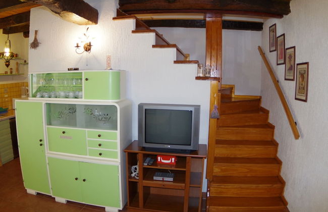 Stone Holiday Home in Peresiji With Pool - Foto 10