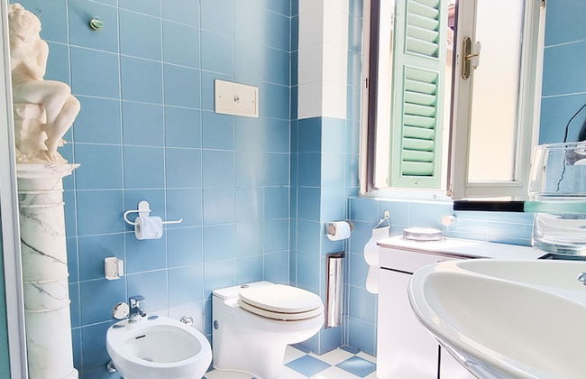 JOIVY Vintage And Gorgeous 2-Bed Flat Near Sforzesco Castle - Photo 24