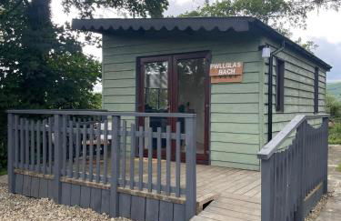Pwllglas Bach - Spacious Cabin - Photo 3