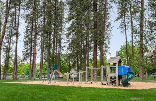 Entire Main level of Beautiful Historic Home - Foto 49