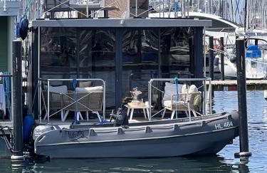 Hausboot mit Motorboot - Foto 38