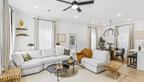 Galveston Retreat-Walk to Beach, Dog-Friendly Yard - Foto 2