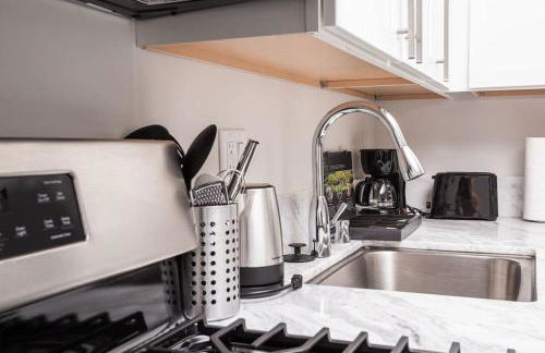 Lovely Studio w Full Kitchen in Heart of San Diego - Foto 10