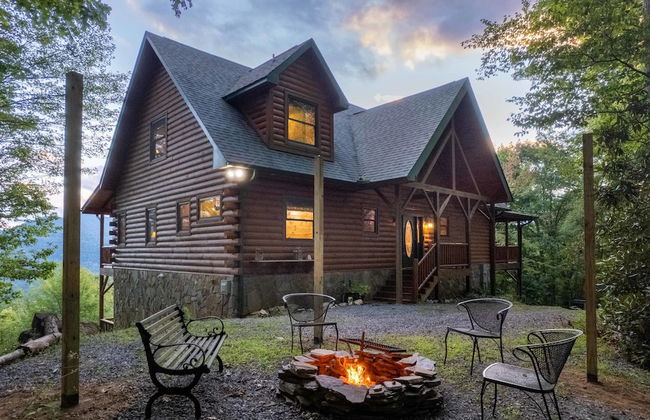 Luxury 4200 Sqft Log Cabin on 50 Acres Sleeps 16 - Foto 22