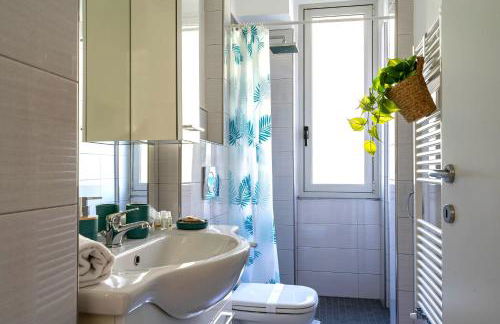 Patio & Parking - Self check-in & Remote access - Foto 4