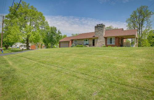 Home with Hot Tub and Deck about 3 Mi to Ark Encounter! - Foto 39