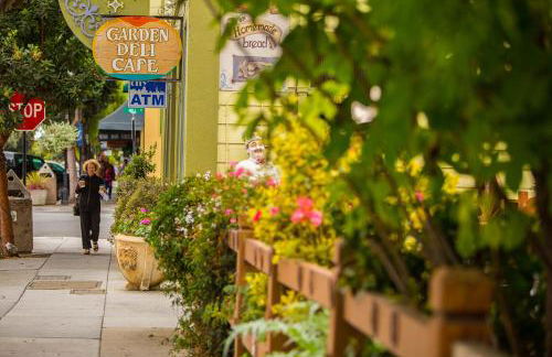 Private Home with Breathtaking Ocean Views - walk to Beaches Restaurants - Foto 32