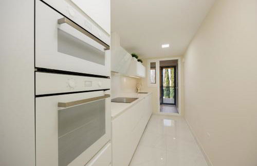 Coastal apartment, with swimming pools and close to the beach, in the tourist Bahia de Marbella - Photo 13