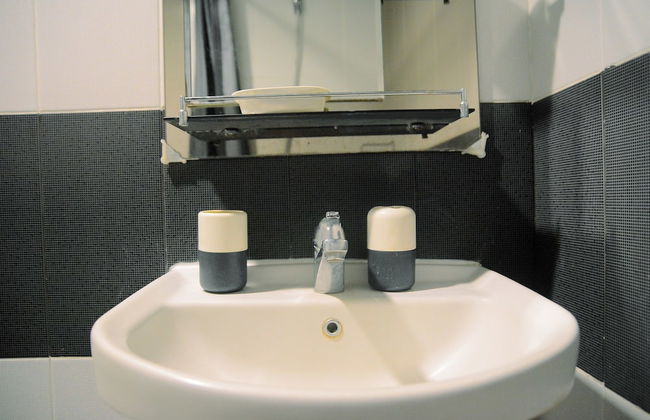 Full Parquette 2BR @ Cinere Bellevue Apartment - Foto 25