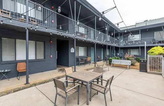 Trendy Studio for 4 w/ Community Pool! - Photo 21