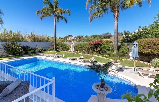 Luxury Villa in Albufeira With Heated Private Pool - Foto 29