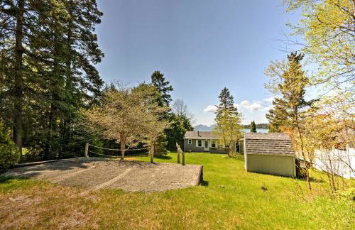 Bayfront Hancock Cottage with Beach Access and Views! - Photo 21