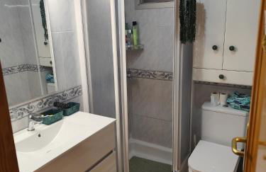 Apartamento en Primera Línea de Playa y Muy Céntrico - Foto 9