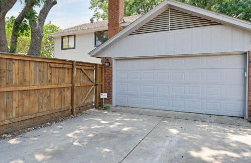 Hot Tub, 4BR with pool table, Pingpong, Air Hockey - Foto 27