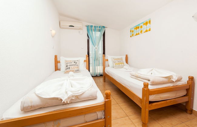 Apartments Viktorija - Foto 10