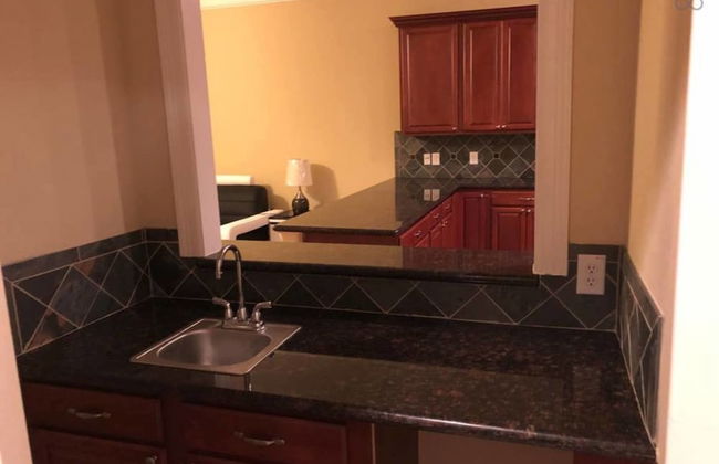 4 Story Rooftop - Executive Corporate Housing - Photo 27