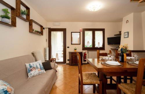 Rifugio tra i Boschi - Camino & Balcone - Foto 11