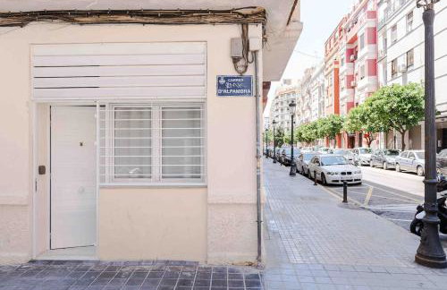 Boutique Loft 1 next to Torres de Serrano - Foto 12