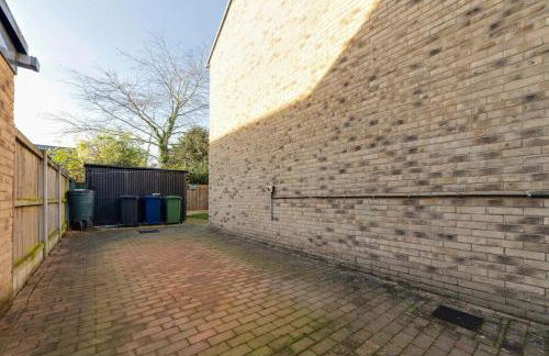 Pass the Keys 53 Austin Drive · Modern Townhouse near Addenbrookes Own Parking - Foto 45