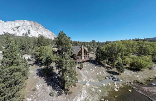 Stunning Mountainside Cabin Rental with a View Nestled in the Heart of the Colorado Rockies - Foto 7