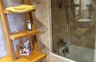 Studio cosy - centre du village - Foto 9