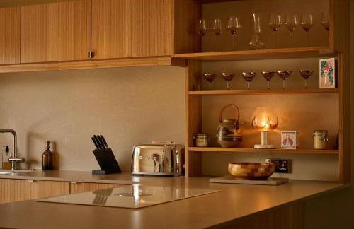 Cromer Luxury Palm Springs Bungalow with Pool Room - Photo 6