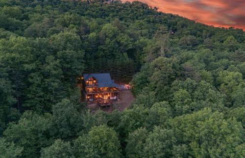 The Remedy at Blue Ridge - mountain view cabin with hot tub and two fire pits - Foto 51